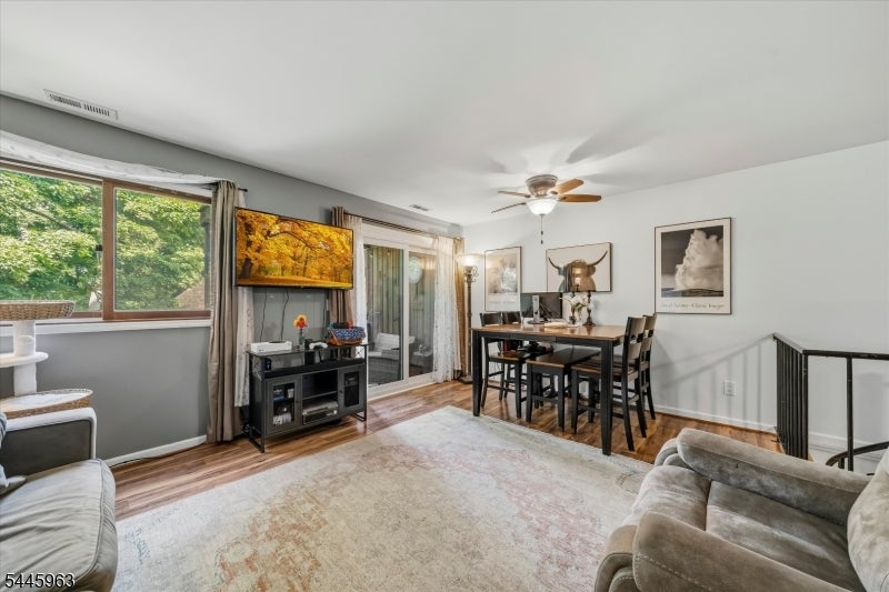 6 Sunrise Dr 3 — photo