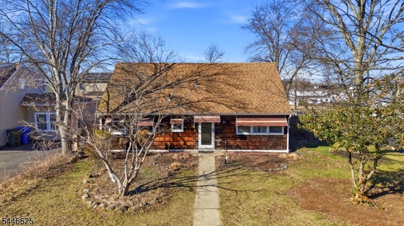 77 W Arthur Pl — photo