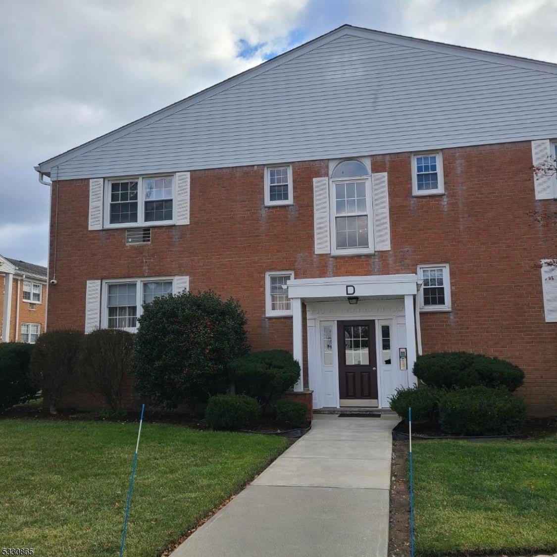 565 Grove St D-3 3 — photo