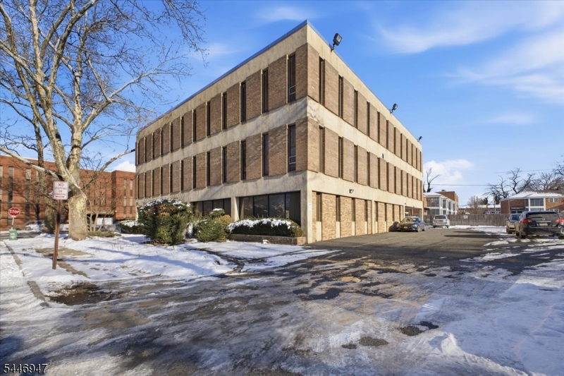 99 Morris Ave Unit 203 — photo