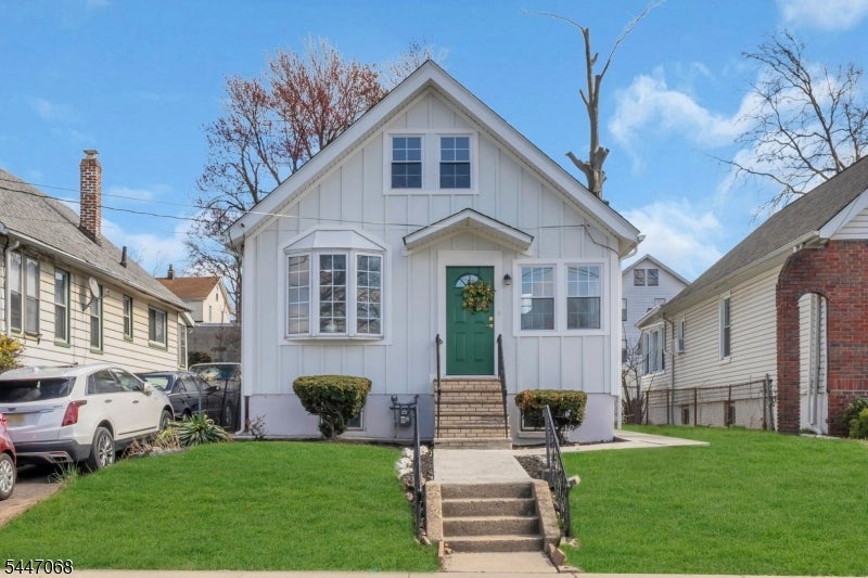 1573 Wyndmoor Ave — photo