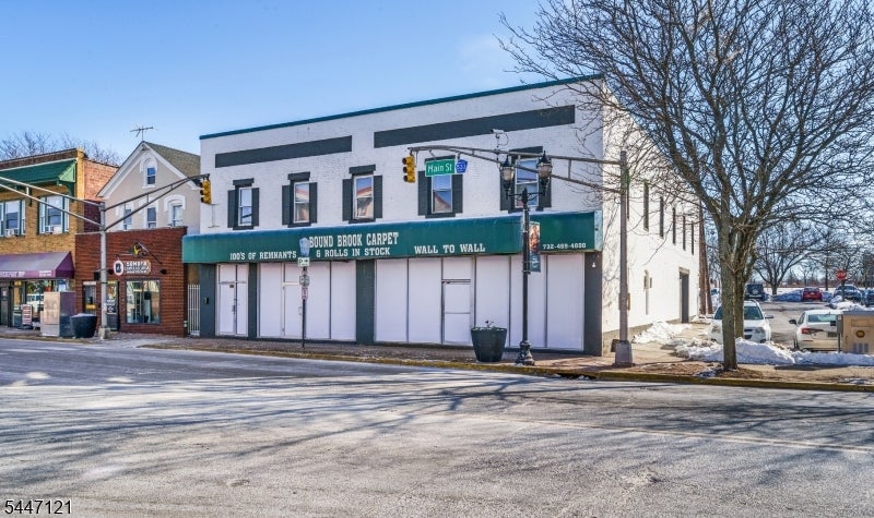 198-200 Ea Main Street — photo