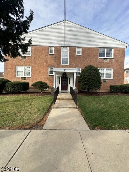565 Grove St F-2 2 — photo