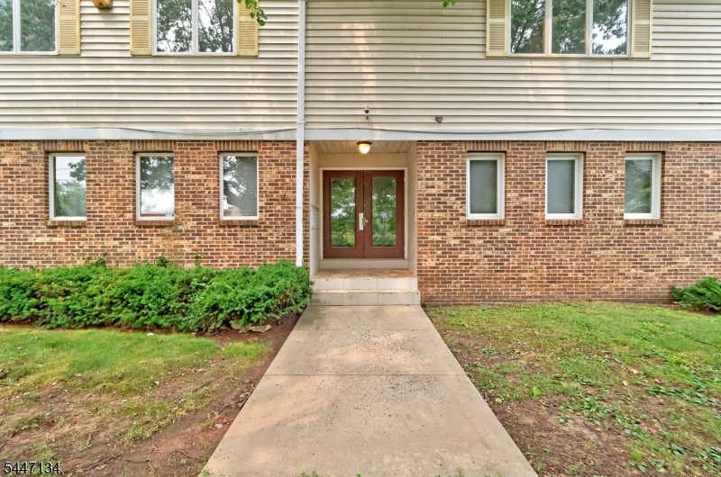 14-18 Lawrence Street 3a — photo