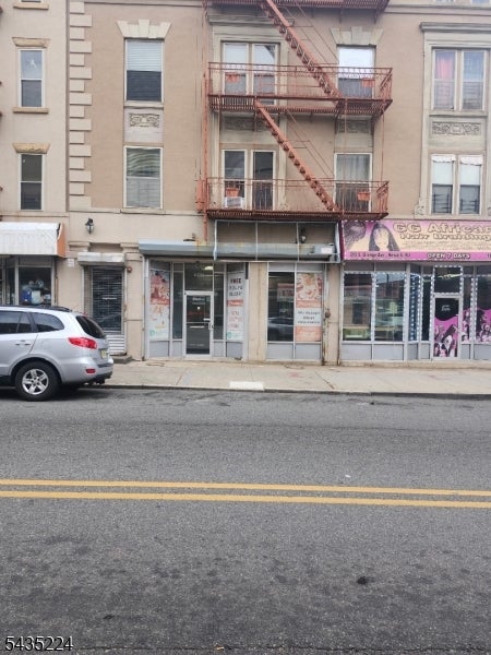 285 South Orange Ave — photo