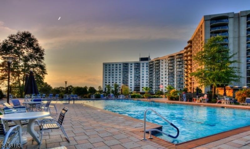 2 Claridge Dr. 1Bw — photo