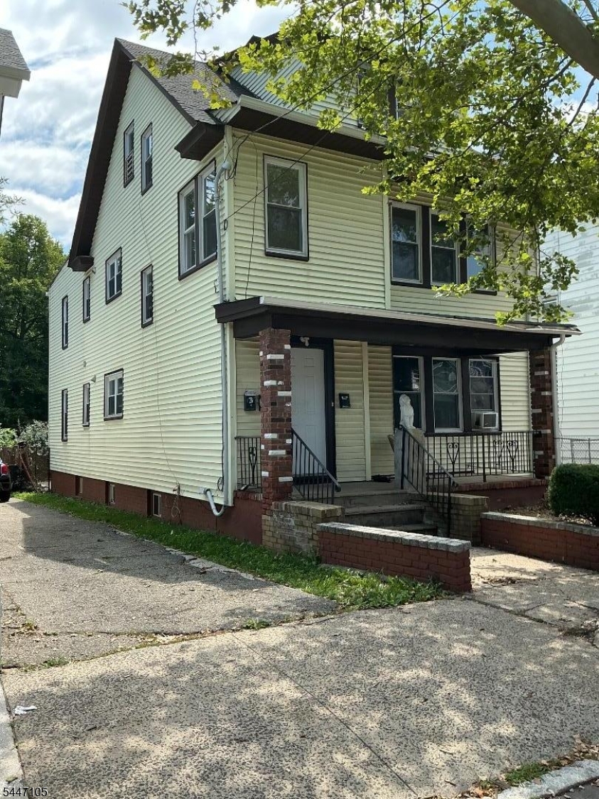 66 Poe Avenue 2 — photo