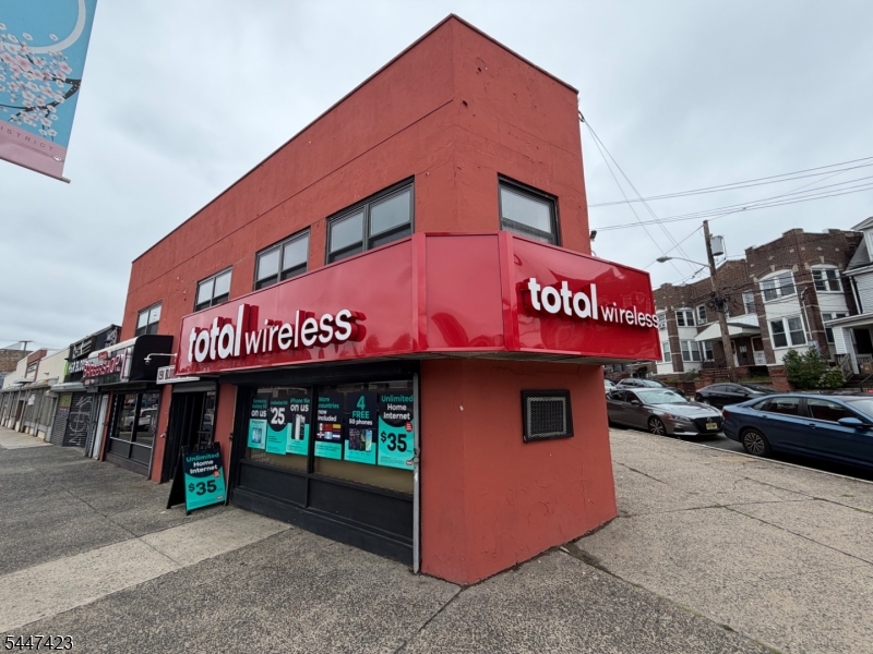 191 Bloomfield Avenue — photo