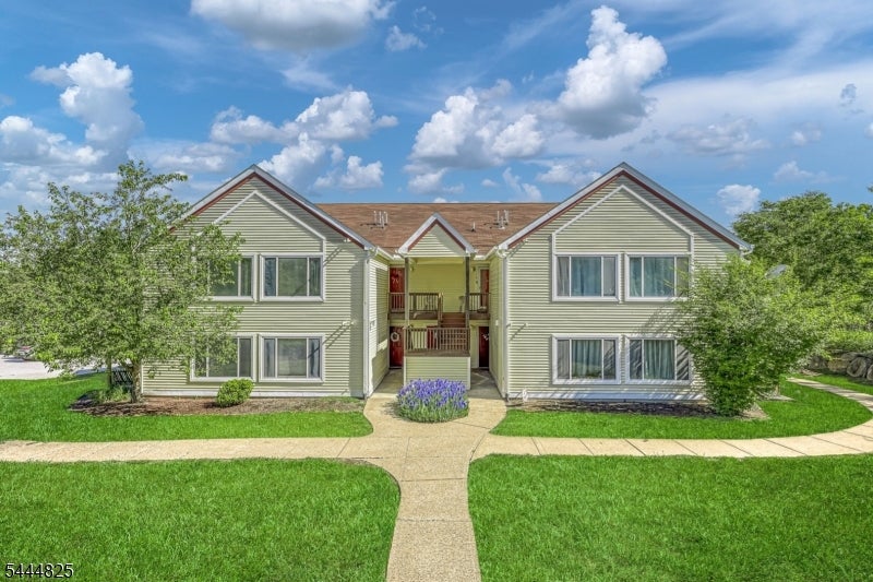 158 Falcon Ridge Way 158 — photo