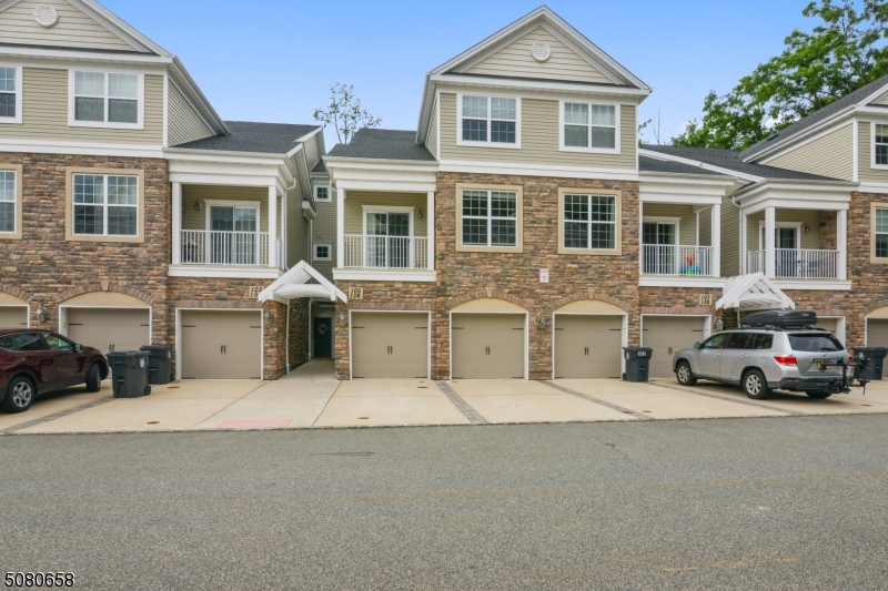 506 Waterview Court 506 — photo