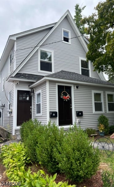20 Van Dyke Pl 2 — photo