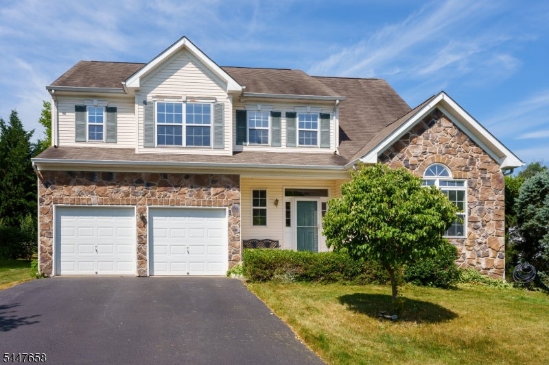 2 Pickering Cir — photo
