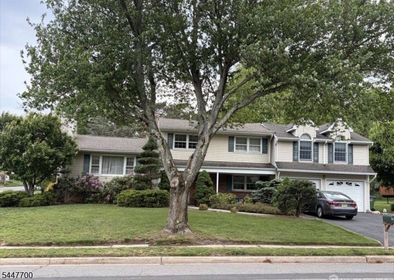 19 Annette Dr — photo
