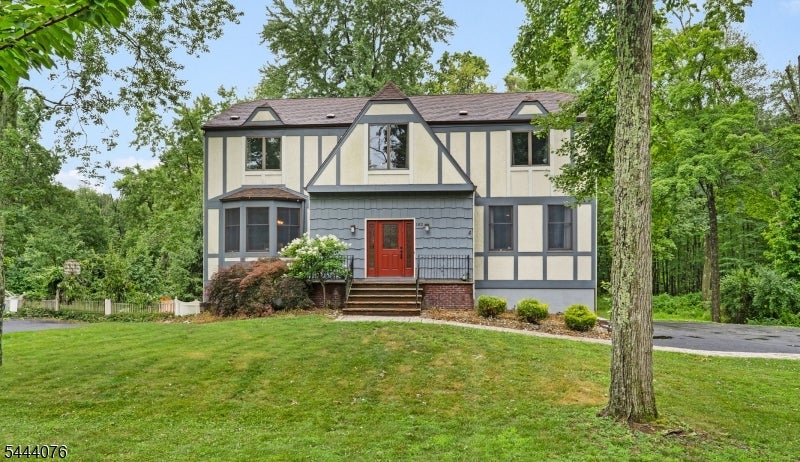 182 Lake Rd — photo