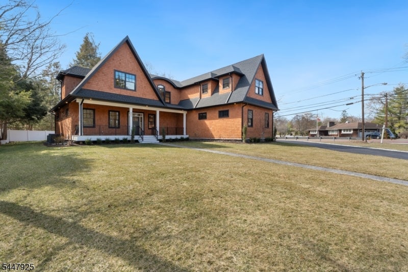 803 Marshall Rd — photo