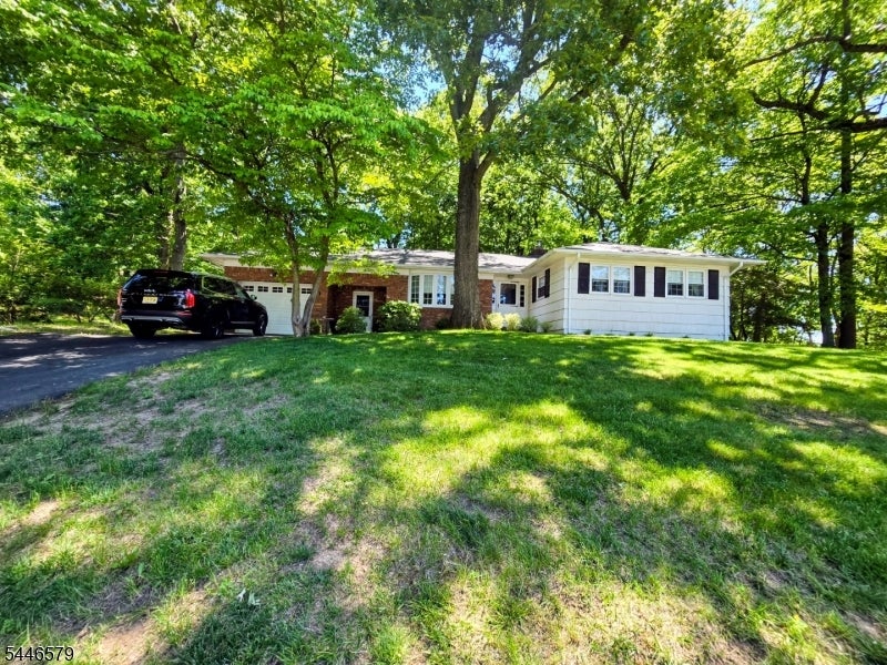 19 Dacotah Ave — photo