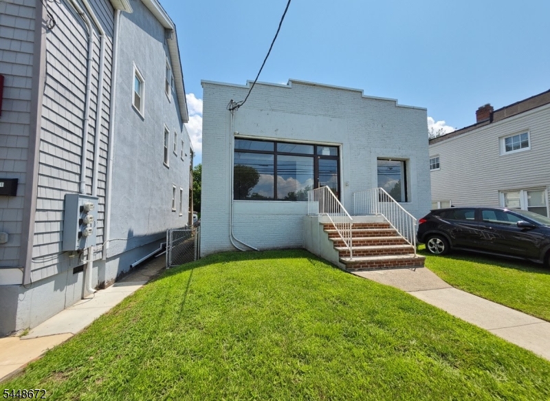 36 Franklin Avenue — photo