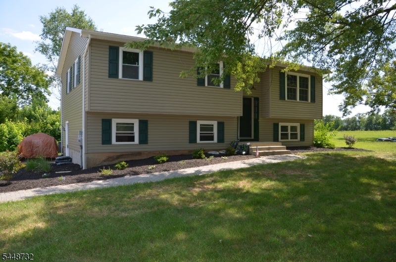 290 E Asbury Anderson Rd — photo