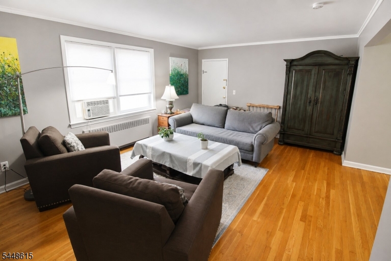 390 Morris Avenue Unit 28 — photo