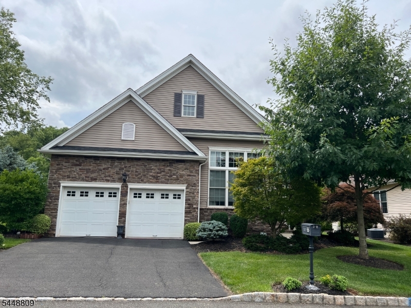 72 Patriots Way — photo