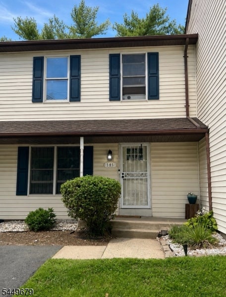 385 Fairmount Ave — photo