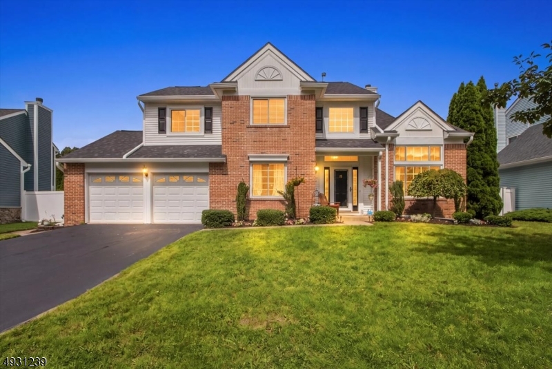 12 Mansfield Way — photo