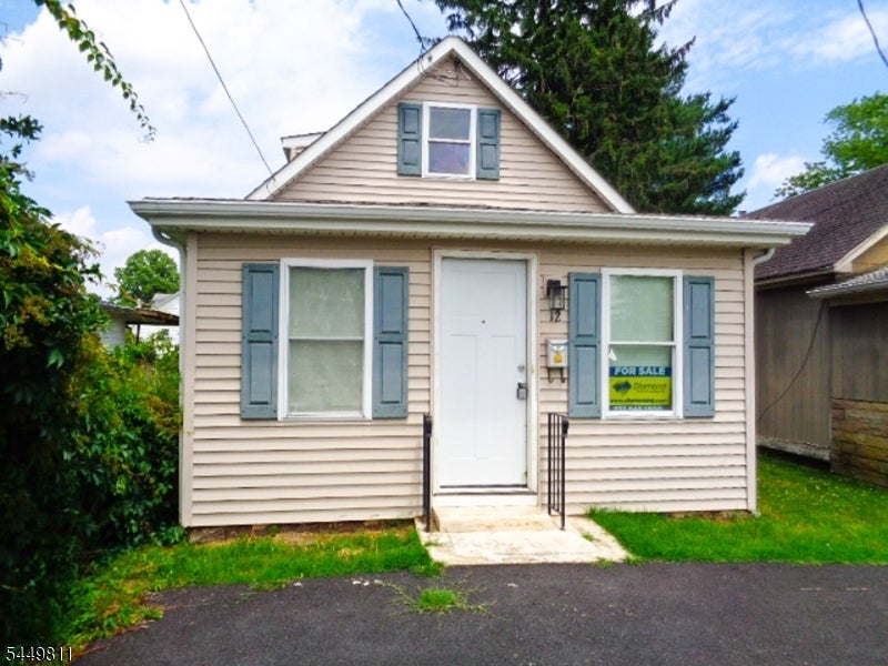 12 Brandriff Ave — photo