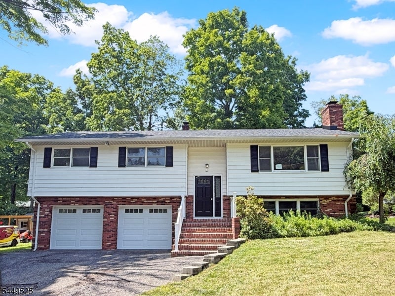 69 Cedar Tree Dr — photo