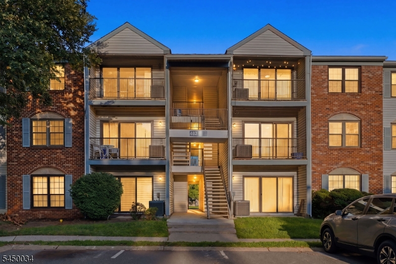 407 Lancaster Court — photo