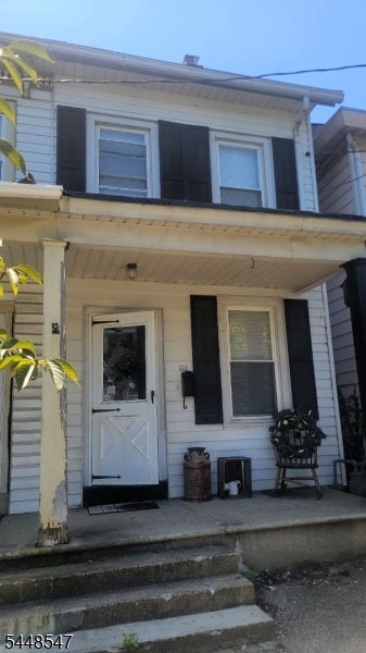 116 Lewis St — photo