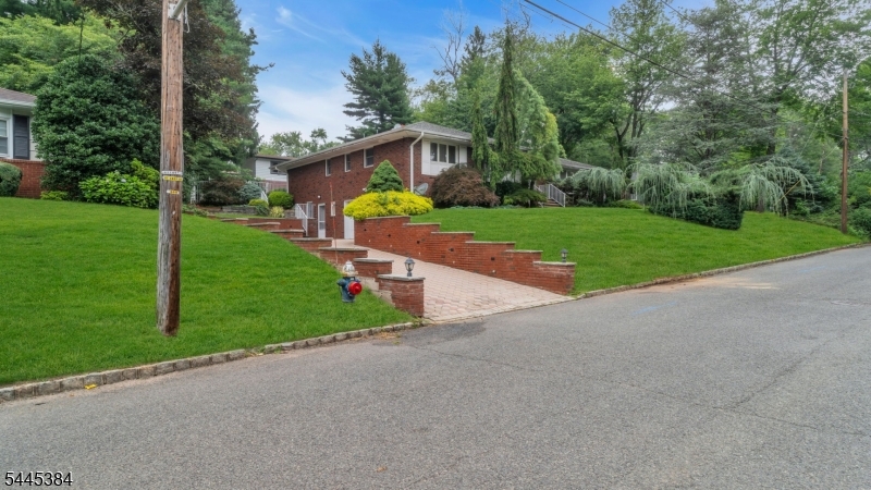 7 Oak Rdg, Springfield, NJ 07081 — photo 2