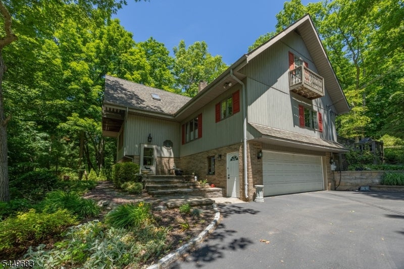 1150 Lakeside Dr — photo