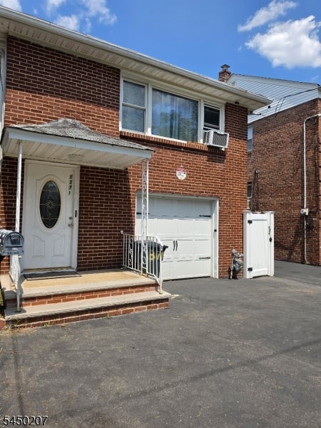 1371 Hamilton St — photo