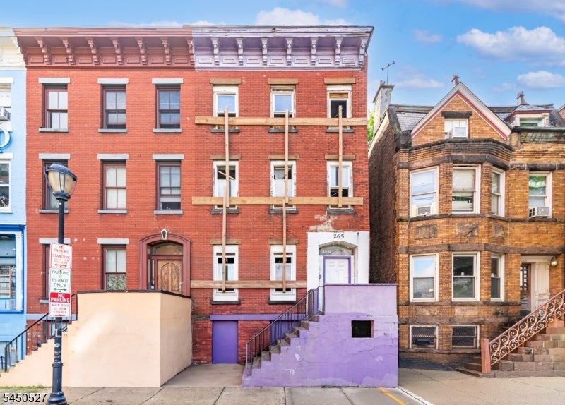 265 Dr Martin Luther King J — photo