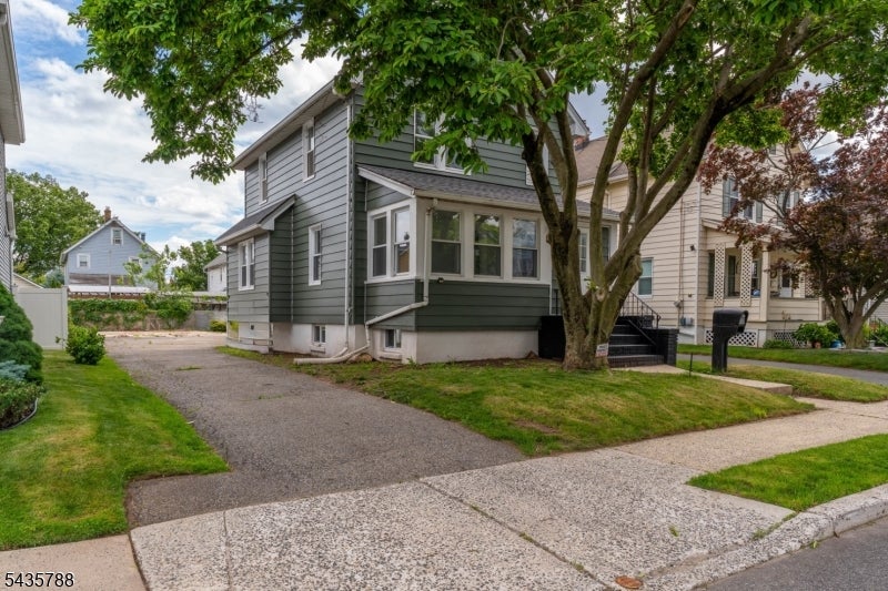 11 Jean Ct — photo