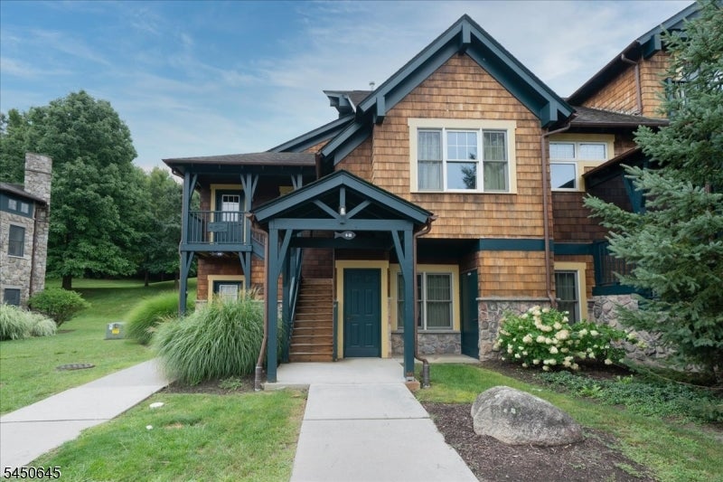 8 Maple Cres Unit 21 21 — photo