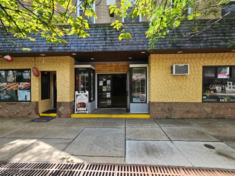 75 E Cherry St. - Unit 7B — photo
