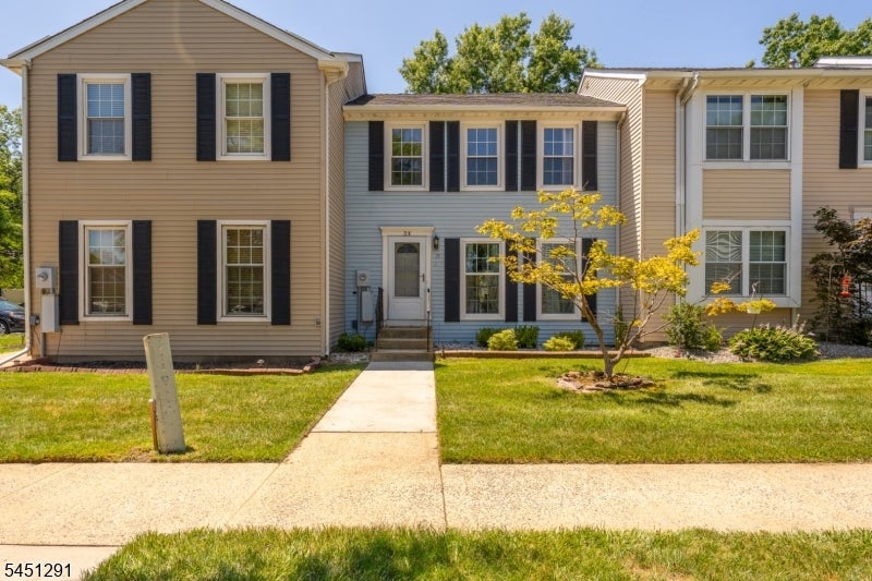 35 Byrnes Ln East — photo