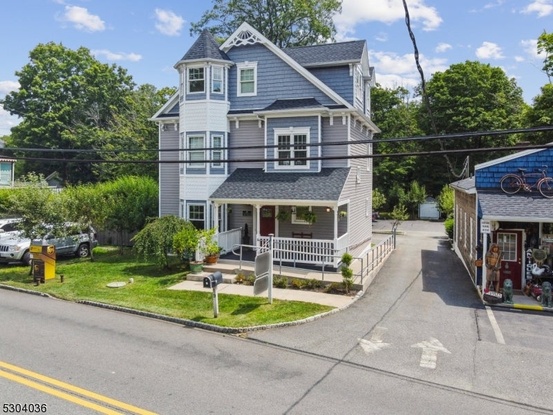 19 Park Pl — photo