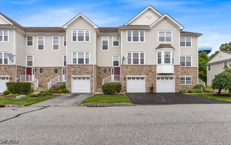 54 Indian Field Dr — photo