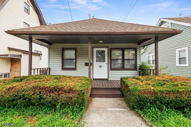 32 Grant Pl — photo