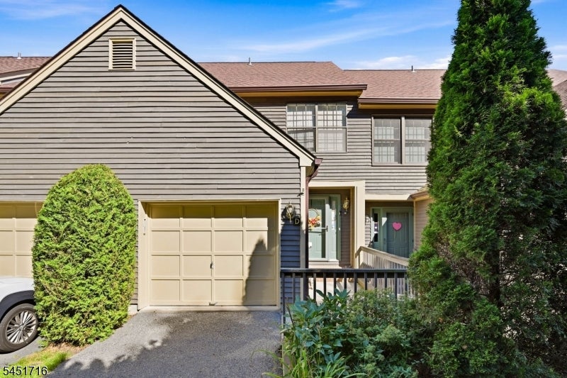 48D Beacon Hill Rd D — photo