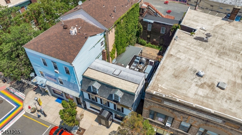 1449 Irving Street — photo