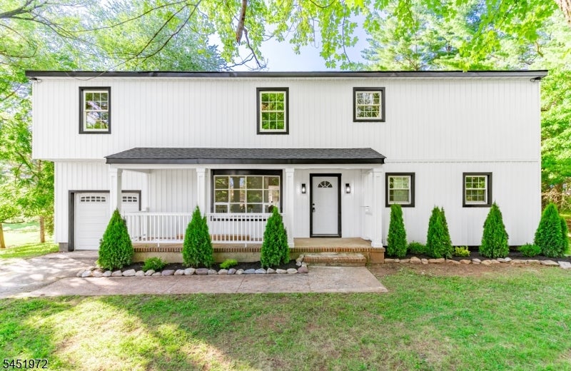 1379 Blair Ct — photo