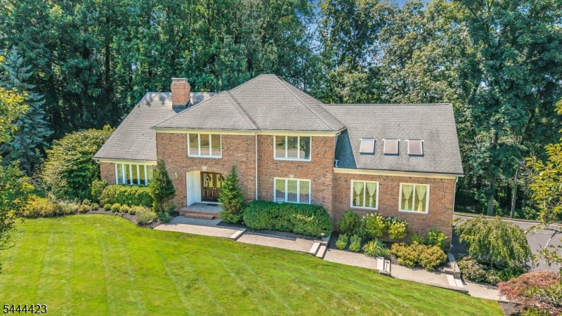 64 Nicole Drive — photo