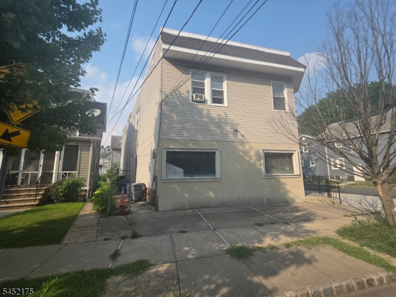 17 Maolis Avenue — photo