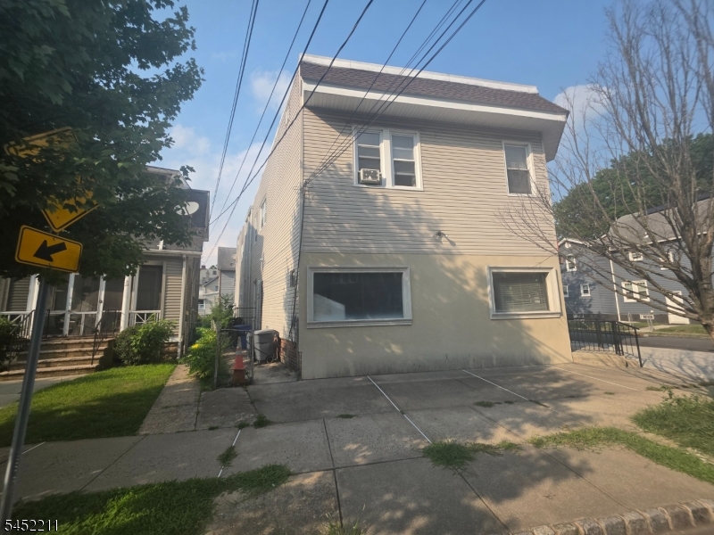 17 Maolis Avenue — photo