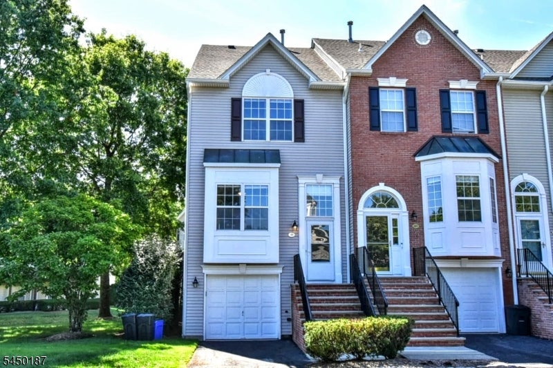 311 Cambridge Dr — photo