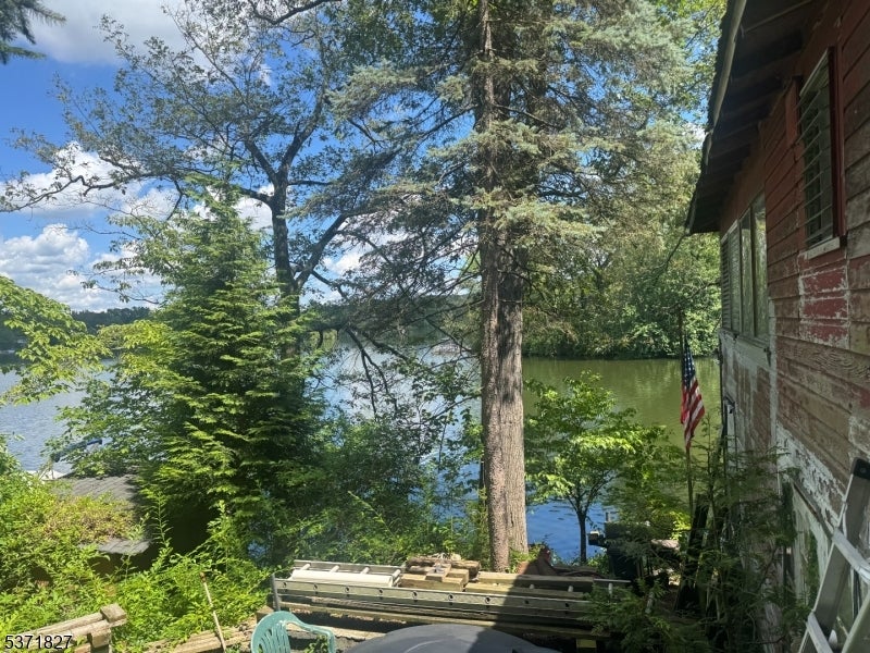 151 Pine Tree Rd — photo