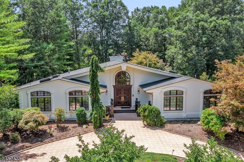 8 Driftwood Drive — photo